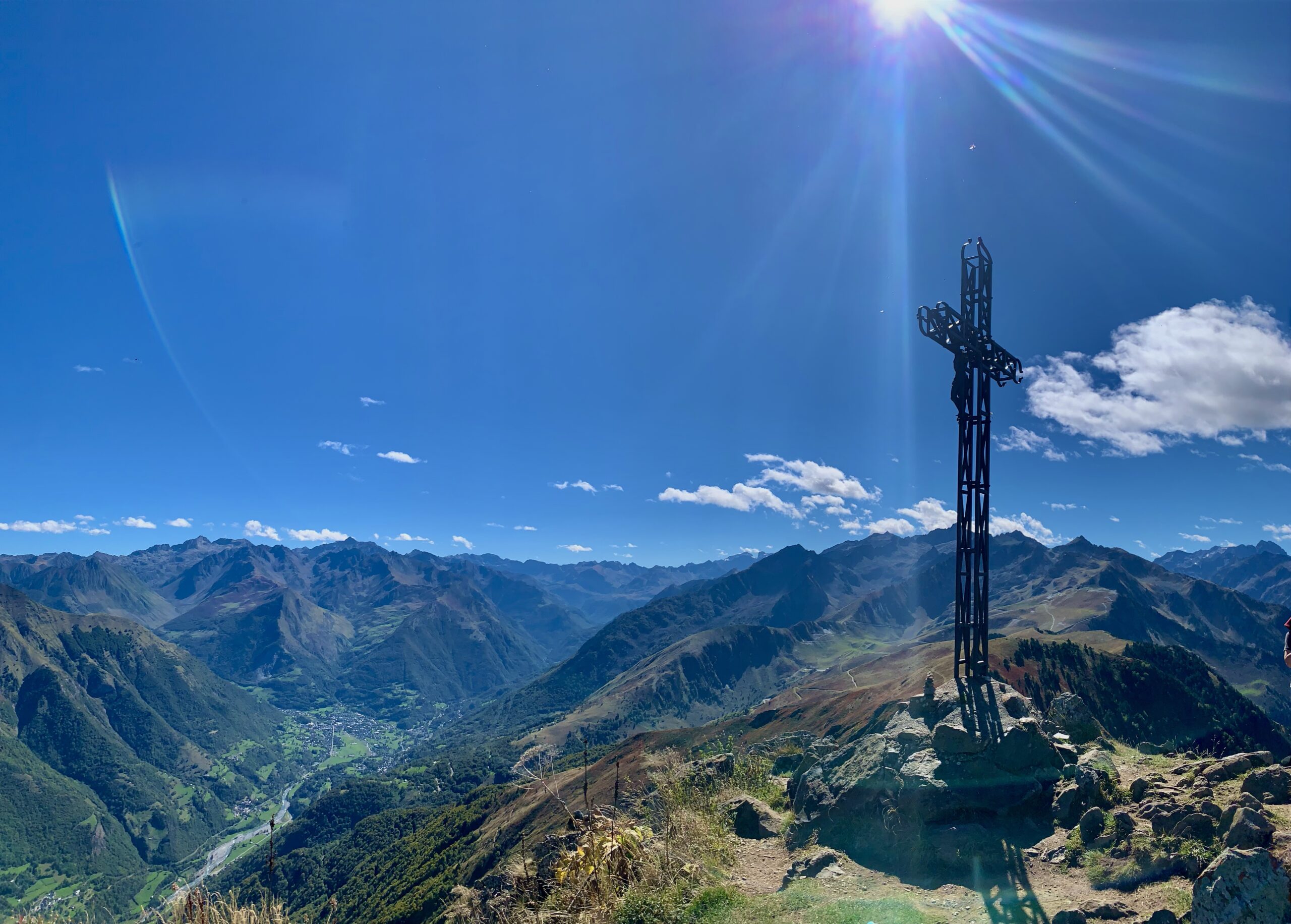 Forêt de hêtres sur le sentier proche de Lourdes